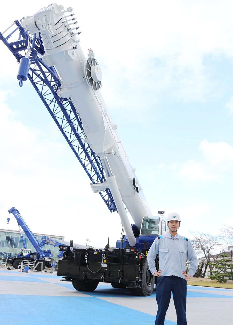 K T 株式会社タダノ 建設用クレーン車 K T 株式会社タダノ 建設用クレーン車